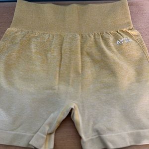 AYBL seamless shorts